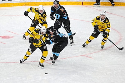 Минское \"Динамо\" на домашней арене обыграло \"Северсталь\" в КХЛ