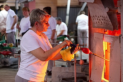 Как создают \"Красные звезды Героев\", которые в Гродненской области устанавливают на могилах ветеранов