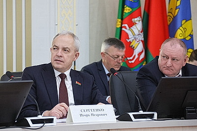 Сергеенко с рабочей поездкой посещает Поставы