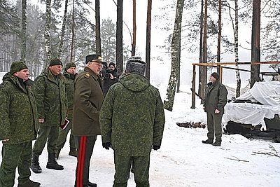 Лукашенко лично проверяет боеготовность Вооруженных Сил