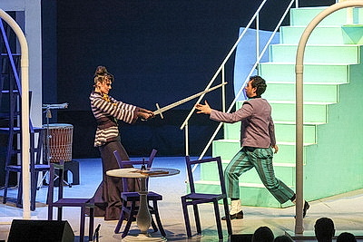 Театр \"Школа драматического искусства\" представил на \"M.@rt.контакт\" спектакль \"Дядюшкин сон\"