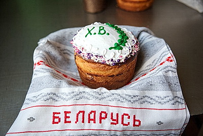 По классическим рецептам. Предприятия Белкоопсоюза поставят в торговую сеть около 100 тонн праздничной продукции