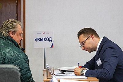 В России прошли выборы в Госдуму, в Беларуси россияне могли проголосовать в 7 городах