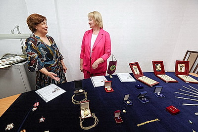 Из ломбарда - в музей. Какие уникальные ценности в 2026 году обретут новый дом