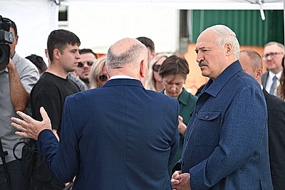 Фермерские хозяйства - в центре внимания. Лукашенко совершил рабочую поездку в Житковичский район