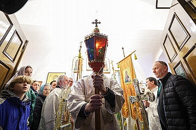 Православные верующие отмечают Пасху