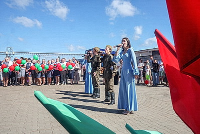 Концертом встретили могилевчане \"Поезд Победы\" в областном центре