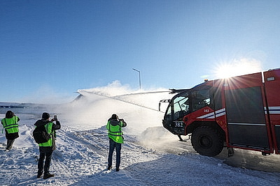 Национальный аэропорт Минск впервые провел зимнюю споттинг-сессию для фотографов