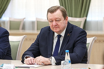 В Совете Республики и правительстве обсудили направления сотрудничества с Приморским краем