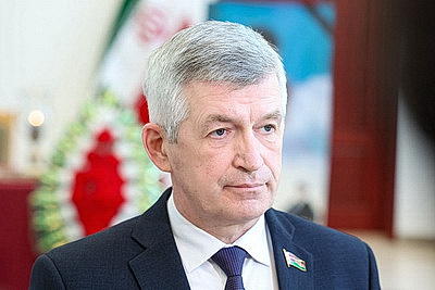 В книге соболезнований в посольстве Ирана в Беларуси продолжают оставлять записи