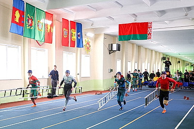 Открытый Кубок Беларуси по пожарно-спасательному спорту проходит в Гродно