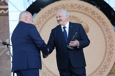 Лукашенко: фестиваль \"Зов Полесья\" дает повод всем славянам собраться на общей исторической родине