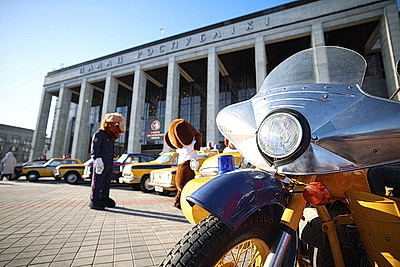 Выставка спецтранспорта, интерактивные площадки, конкурсы. Акция МВД проходит у Дворца Республики в Минске