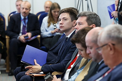 Форум регионов Беларуси и России проходит в Минске и Минской области