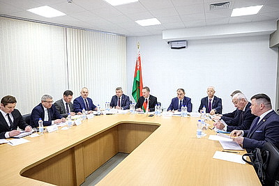 На повестке - перспективы реализации инвестпроектов. Турчин посетил \"БЕЛДЖИ\"