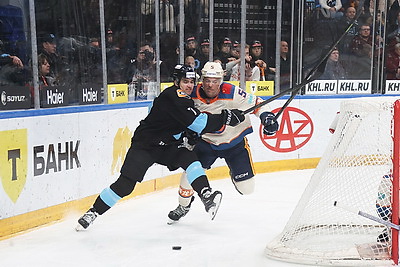 Минские динамовцы забросили шесть шайб в ворота \"Шанхайских драконов\"