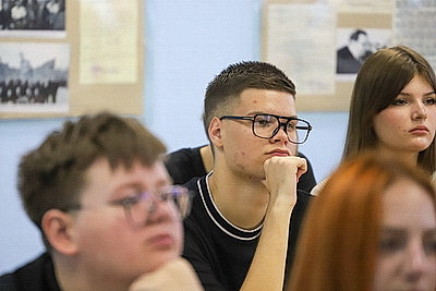 \"Журфак - это большая и ценная школа\". Мохор встретился со студентами БГУ