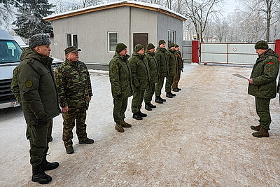 Проверка ВС по поручению Президента продолжается в одной из частей 72-го учебного центра