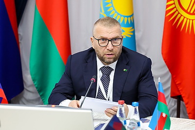 Заседание Совета руководителей таможенных служб стран СНГ принимает Брест