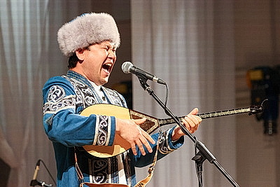 Праздничный концерт мастеров искусств Туркестанской области Казахстана прошел в БГАМ