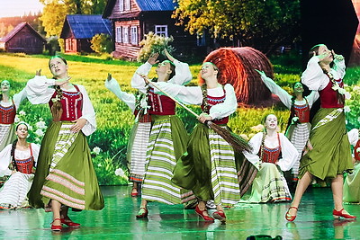 В конкурсе Dream Dance Fest на \"Славянском базаре\" 17 коллективов представили свое творчество