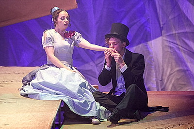 \"Здесь рождается диалог\". В Могилеве торжественно открыли молодежный театральный форум \"М.@rt.контакт\"