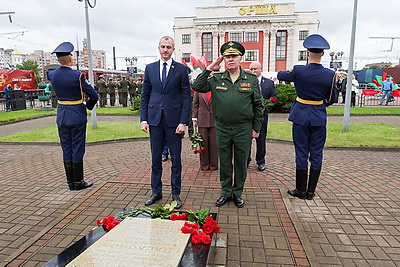\"Максимально открытый и живой проект\". Агитационный патриотический поезд прибыл из России в Беларусь