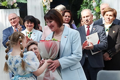 В съезде партии \"Белая Русь\" участвуют около 600 делегатов со всей страны