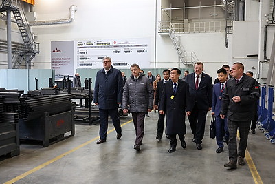 Делегация парламента Мьянмы посетила МТЗ и МАЗ