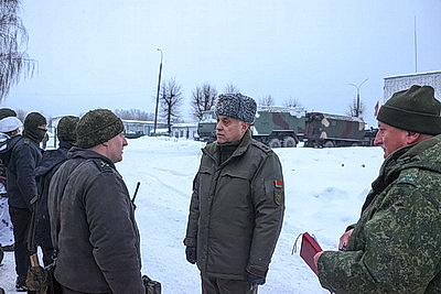 Смотр танкового батальона 120-й отдельной мехбригады прошел в рамках внезапной проверки ВС