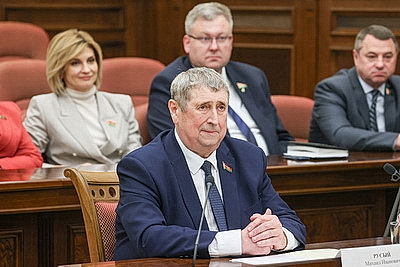 Судьи Конституционного Суда Беларуси будут шире задействованы в законодательной работе