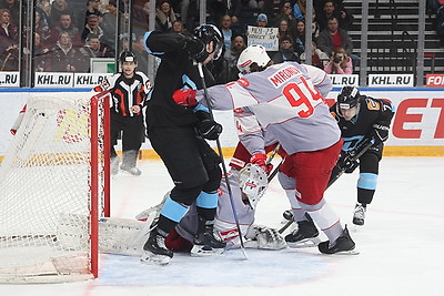 Минские динамовцы на родном льду разгромили \"Спартак\"