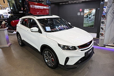 Лукашенко вручил символы Государственного знака качества