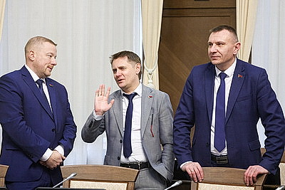 Стратегию создания мультибрендовых центров белорусской техники в регионах России рассмотрели в правительстве