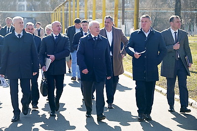 Пархомчик нацелил Брестский электроламповый завод на увеличение производства