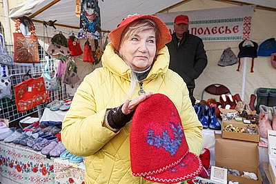 Банкуха, кузнечный мех и дубовые бочки. Чем удивляет ярмарка мастеров \"Казюкi\" в Гродно