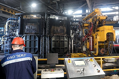 Почему промышленность - ключ к развитию регионов, рассказали на Могилевском металлургическом заводе