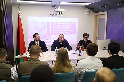 Модернизация производств, инвестиции, туризм. Ломский о точках роста Брестской области