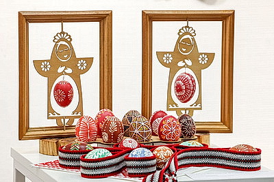 В Минске на выставке \"Пасхальные мотивы\" впервые представили коллекцию писанок