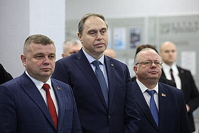 Лукашенко в Минске дал старт работе уникального производства в сфере микроэлектроники