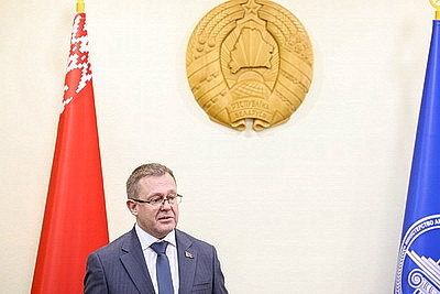 Терехов представил нового министра архитектуры и строительства коллективу ведомства