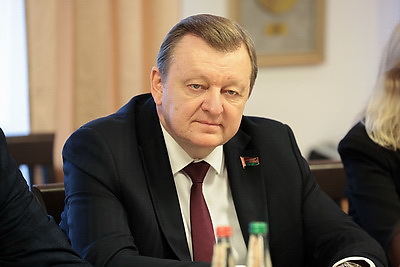 Делегация парламента Мьянмы посетила МТЗ и МАЗ
