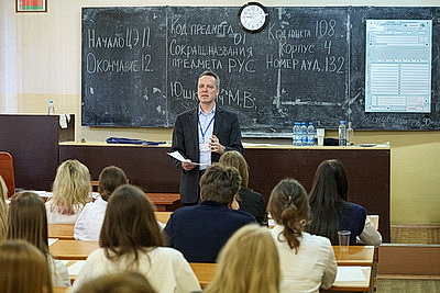 ЦЭ и ЦТ по государственным языкам проходят в Беларуси