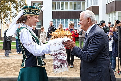 \"Дажынкі-2026\". Фестиваль-ярмарка тружеников села проходит в Барановичском районе