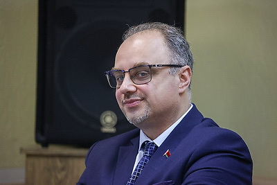 Операции в режиме онлайн увидели хирурги Минской области на семинаре в Узденской ЦРБ