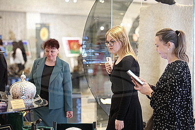 Для работников предприятий и социальной сферы Житковичского района провели экскурсию во Дворце Независимости