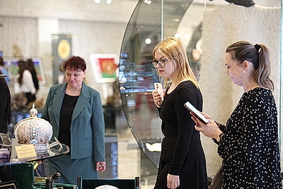 Для работников предприятий и социальной сферы Житковичского района провели экскурсию во Дворце Независимости