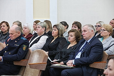 Сергеенко с рабочей поездкой посещает Поставы