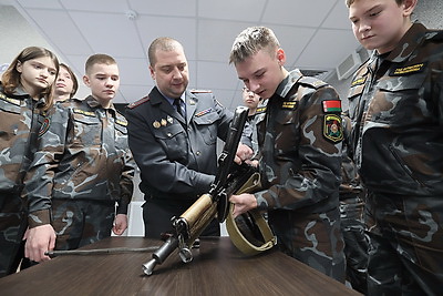 Военно-патриотические клубы. Что привлекает и объединяет ребят