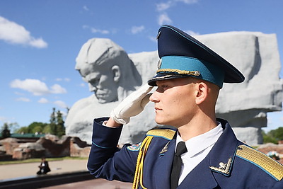 В Бресте стартовала международная межпартийная конференция